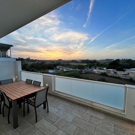 Carousel Apartments Qrendi Екстер'єр фото