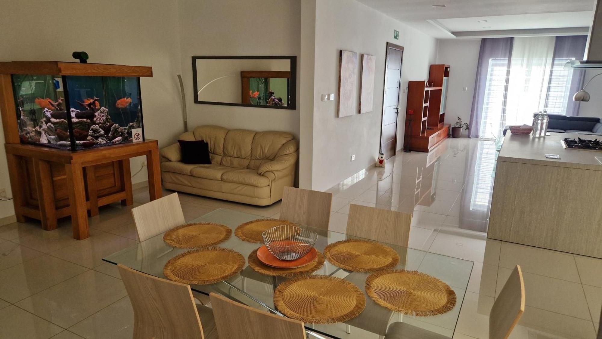Carousel Apartments Qrendi Екстер'єр фото